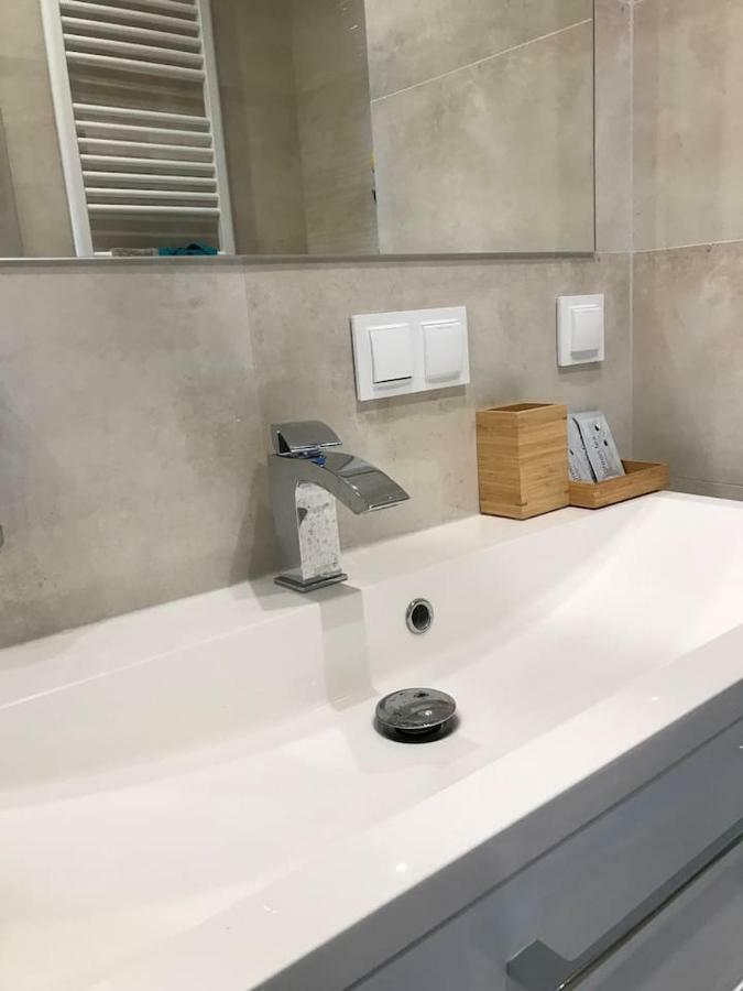 Nowa Motlawa Residence Spa By Happystay กดัญสก์ ภายนอก รูปภาพ